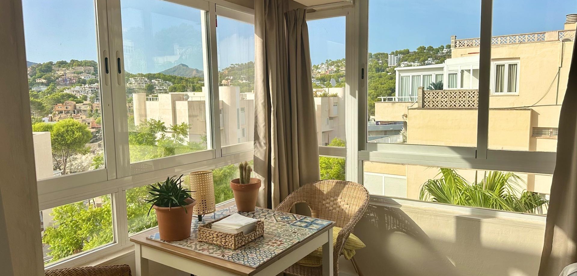 Apartment in Costa de la Calma - Image 2