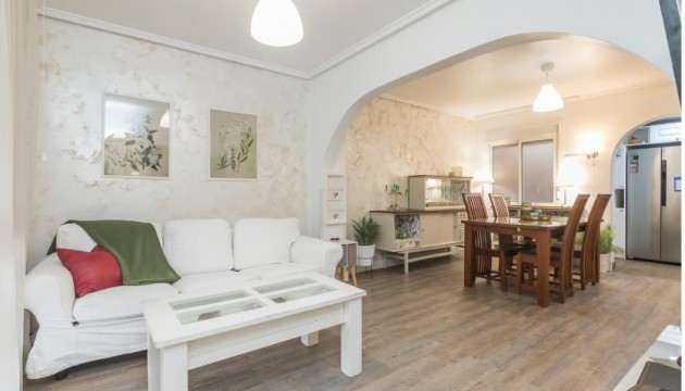 Odsprzedaż - House - Gran Alacant - Carrer de Creta,