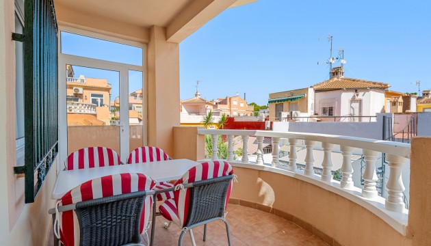 Odsprzedaż - Bungalow - Orihuela Costa - Lomas de Cabo Roig