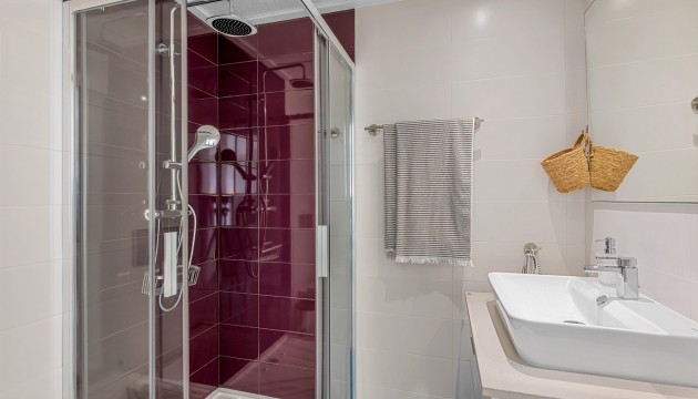Odsprzedaż - Bungalow - Orihuela Costa - Punta Prima