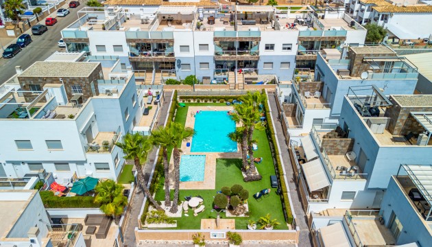 Odsprzedaż - Bungalow - Orihuela Costa - Punta Prima