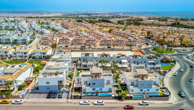 Odsprzedaż - Bungalow - Orihuela Costa - Punta Prima