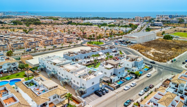 Odsprzedaż - Bungalow - Orihuela Costa - Punta Prima