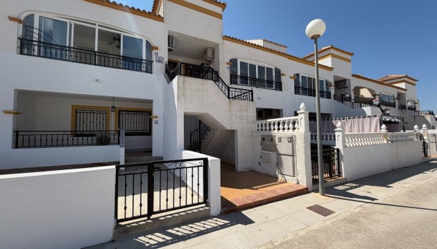 Odsprzedaż - Apartment - Orihuela - Vistabella Golf