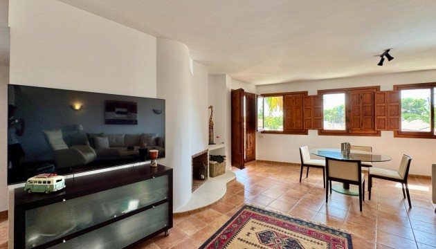 Odsprzedaż - Apartment - Torrevieja - Punta Prima