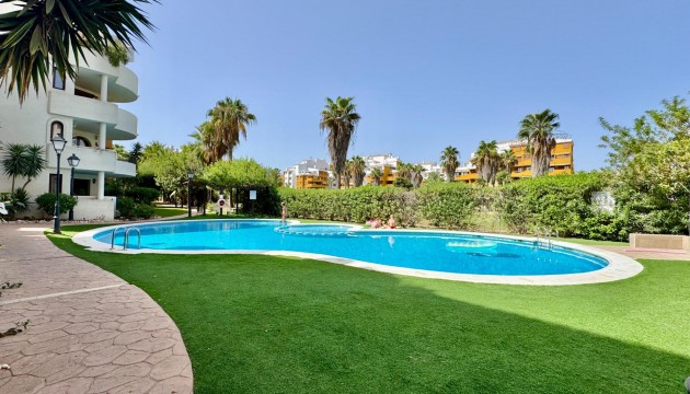 Odsprzedaż - Apartment - Torrevieja - Punta Prima