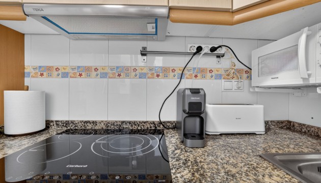 Odsprzedaż - Apartment - Torrevieja - Centro