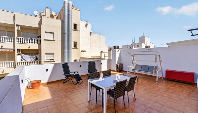 Odsprzedaż - Apartment - Torrevieja - Centro