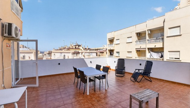 Odsprzedaż - Apartment - Torrevieja - Centro