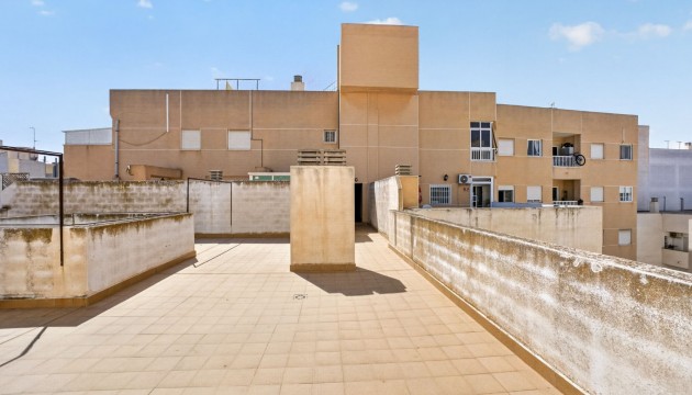 Odsprzedaż - Apartment - Torrevieja - Centro