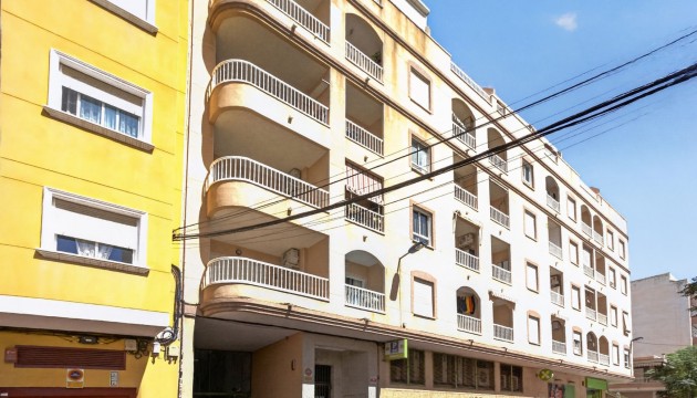 Odsprzedaż - Apartment - Torrevieja - Centro