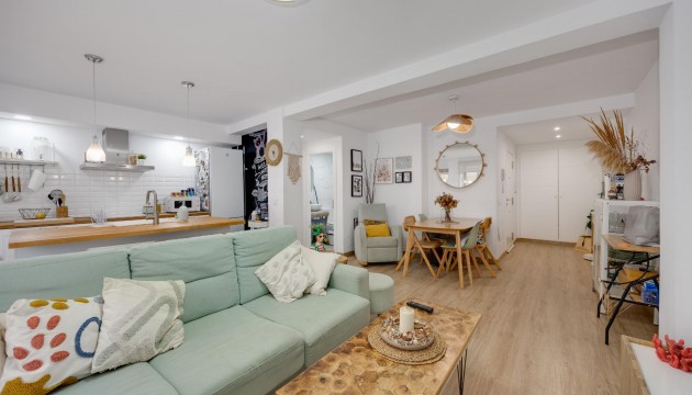 Odsprzedaż - Apartment - Torrevieja - El Acequión - Los Náufragos