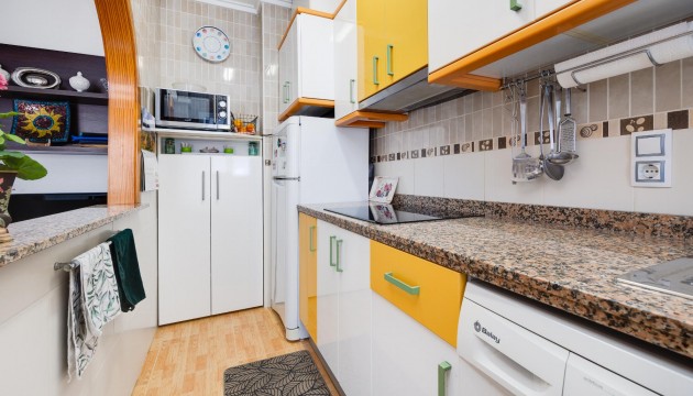 Odsprzedaż - Apartment - Torrevieja - El Acequión - Los Náufragos