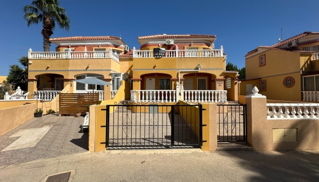 Videresalg - Rekkehus - Orihuela Costa - Cabo Roig