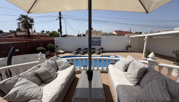 Resale - Bungalow - San Luis