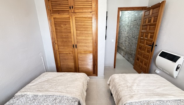 Resale - Bungalow - San Luis