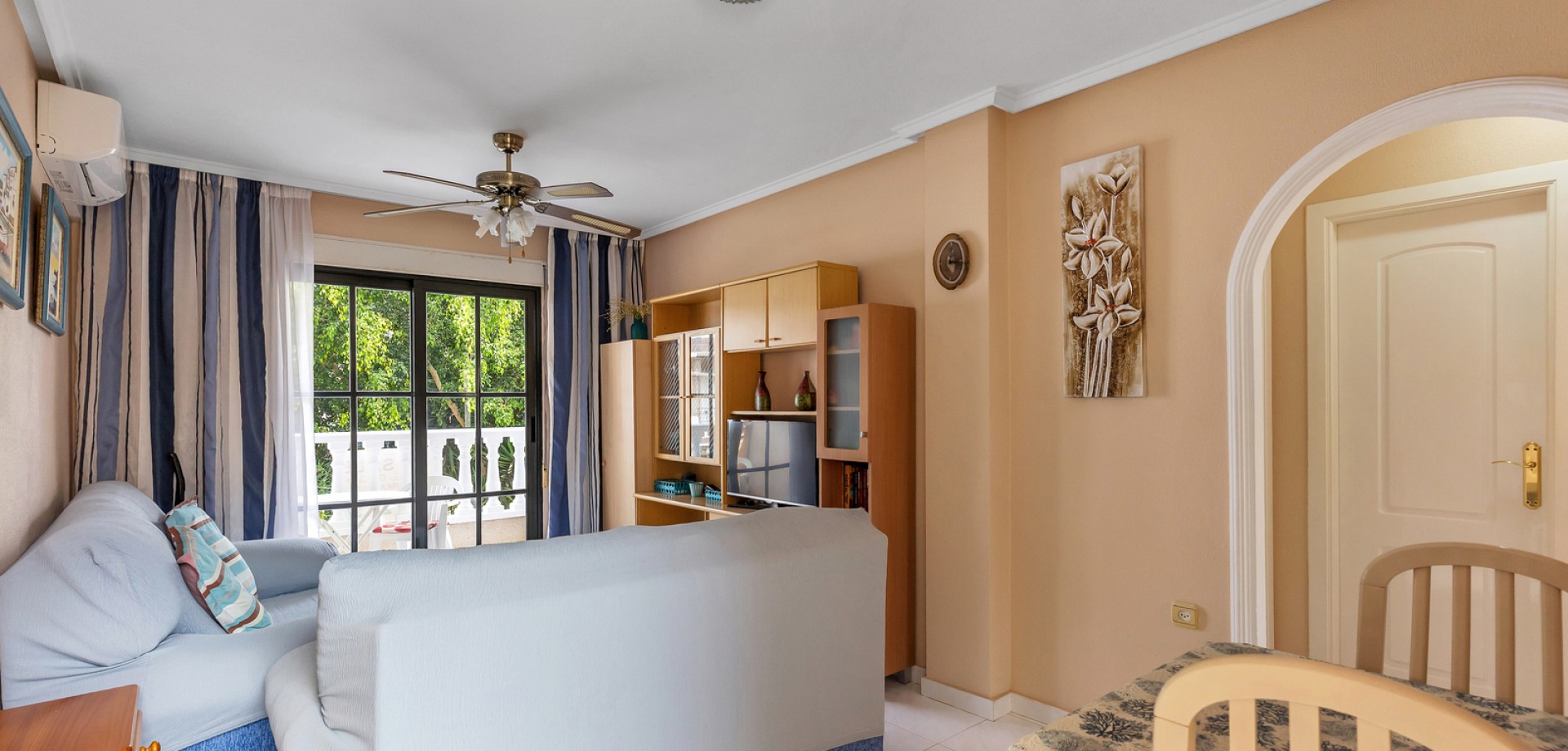 Apartment in Punta Prima - Image 5
