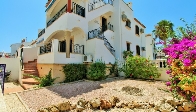 Resale - Apartment - Orihuela Costa - Villamartín