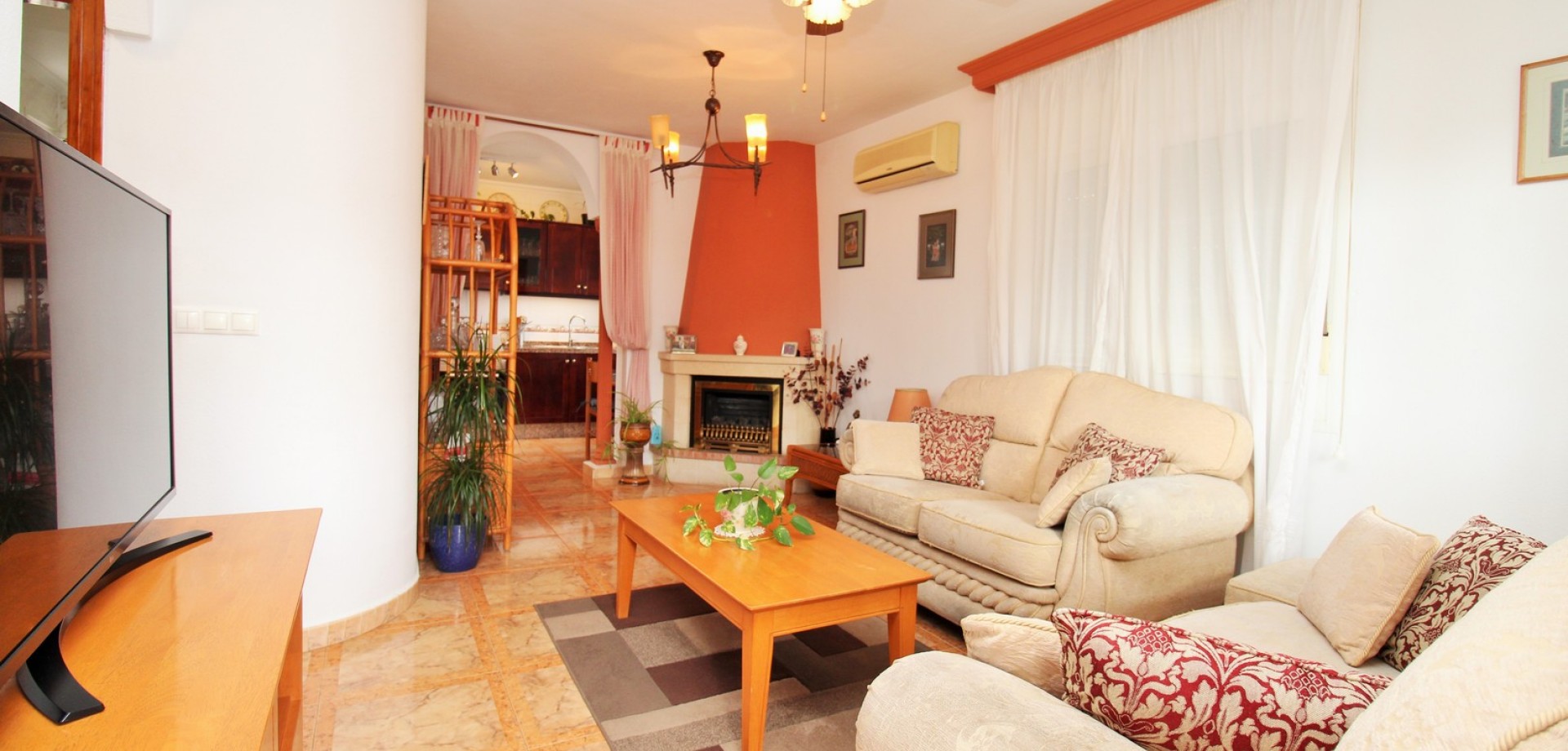 Apartment in Villamartin - Image 5
