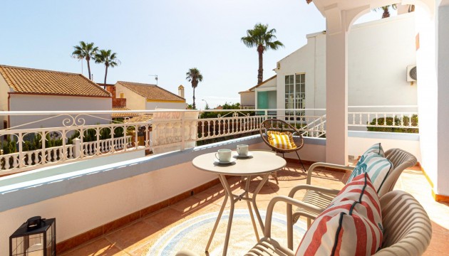 Videresalg - Detached Villa - Orihuela Costa - Villamartín