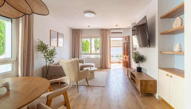 Videresalg - Detached Villa - Orihuela Costa - Villamartín