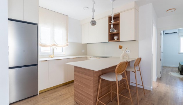 Videresalg - Detached Villa - Orihuela Costa - Villamartín