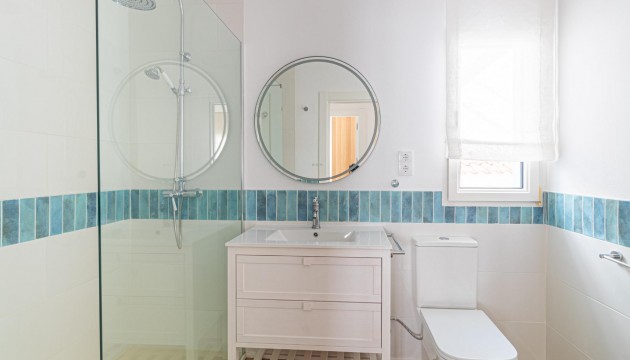 Videresalg - Detached Villa - Orihuela Costa - Villamartín