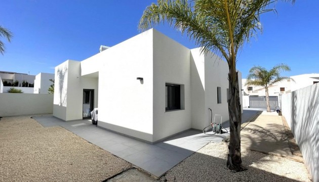 Nieuwbouw Woningen - Detached Villa - Rafal
