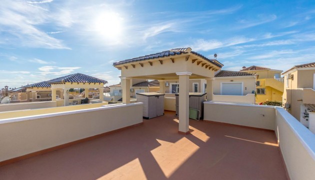 Videresalg - House - Orihuela Costa - Villamartín