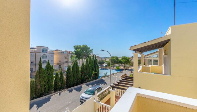 Videresalg - House - Orihuela Costa - Villamartín