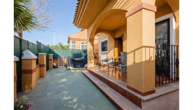 Videresalg - Detached Villa - Torrevieja - Nueva Torrevieja - Aguas Nuevas