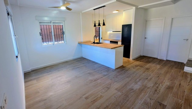 Videresalg - Detached Villa - Orihuela Costa - Los Altos