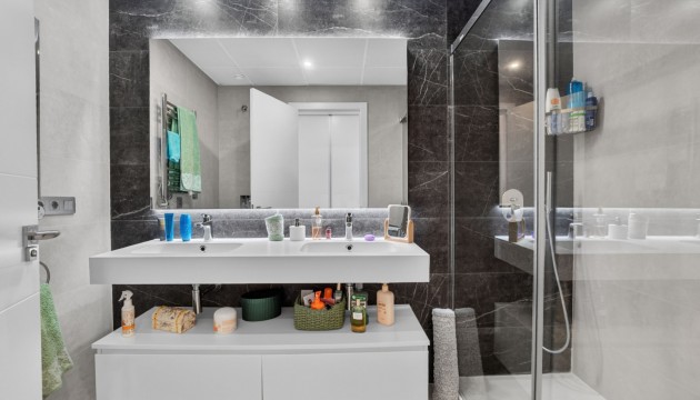 Resale - Apartment - Benidorm