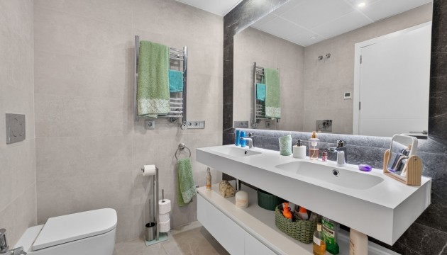 Resale - Apartment - Benidorm