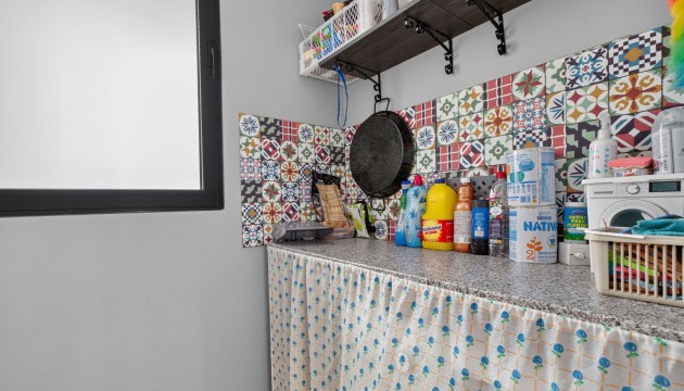 Resale - Apartment - Benidorm