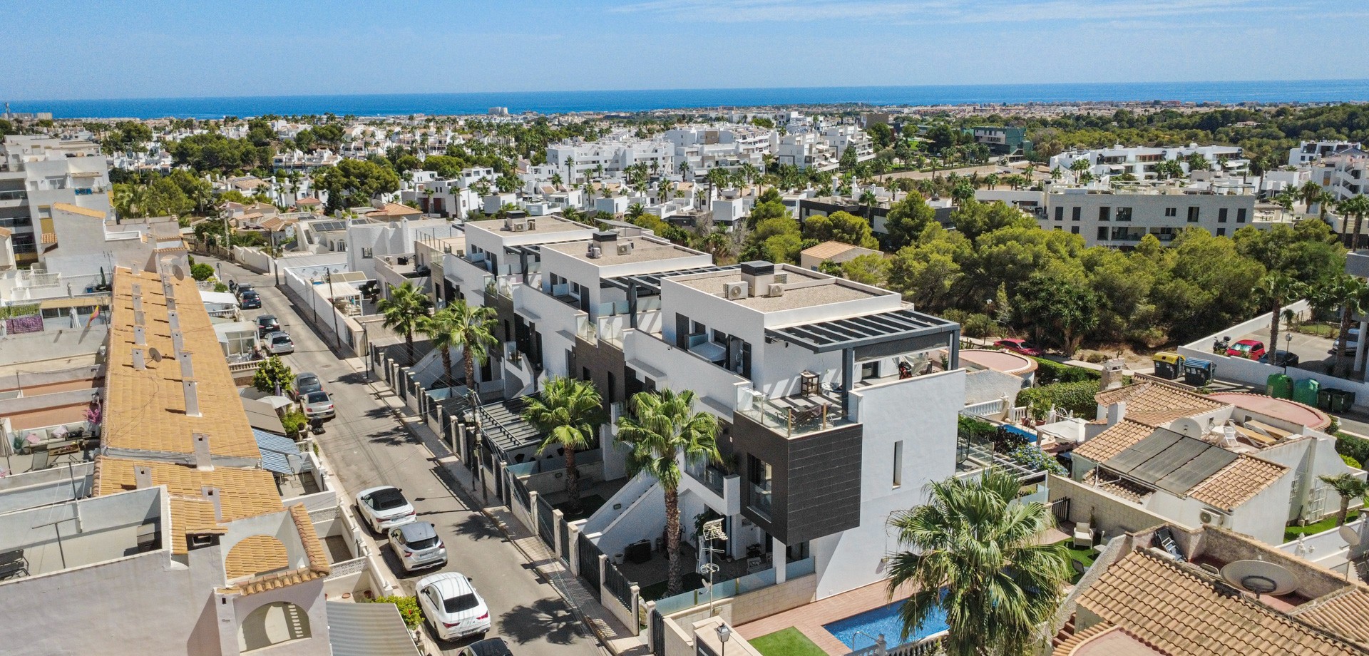 Apartment in Villamartin - Image 2