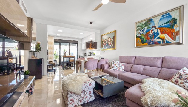 Resale - Apartment - Orihuela Costa - Villamartín