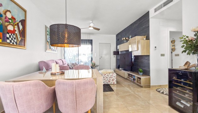 Resale - Apartment - Orihuela Costa - Villamartín