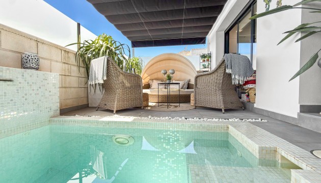 Resale - Apartment - Orihuela Costa - Villamartín