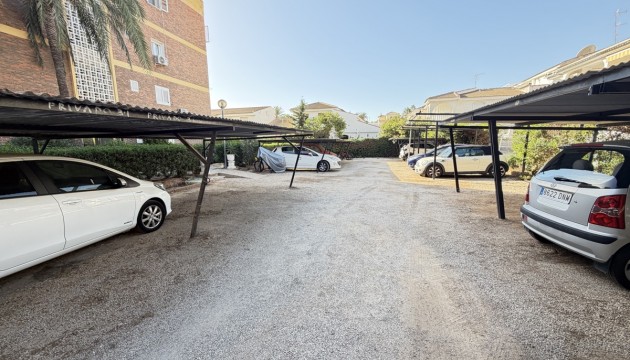 Resale - Apartment - Orihuela Costa - La Zenia