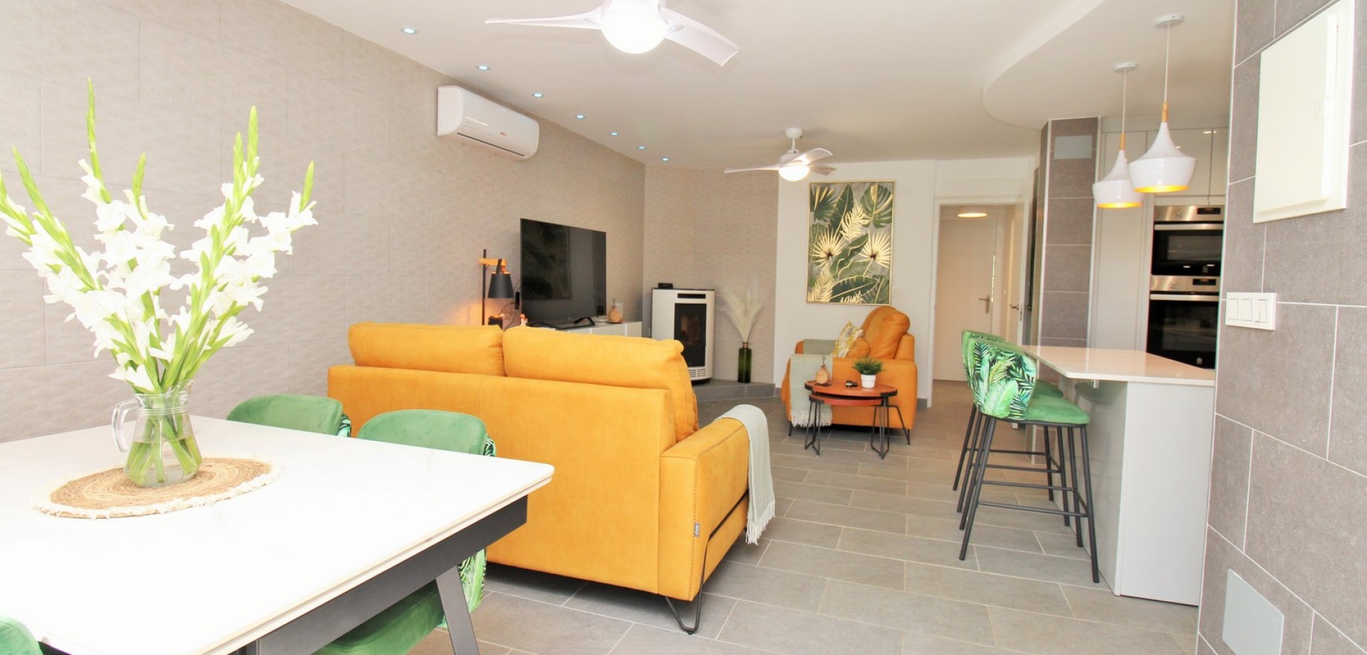 House in Villamartin - Image 4