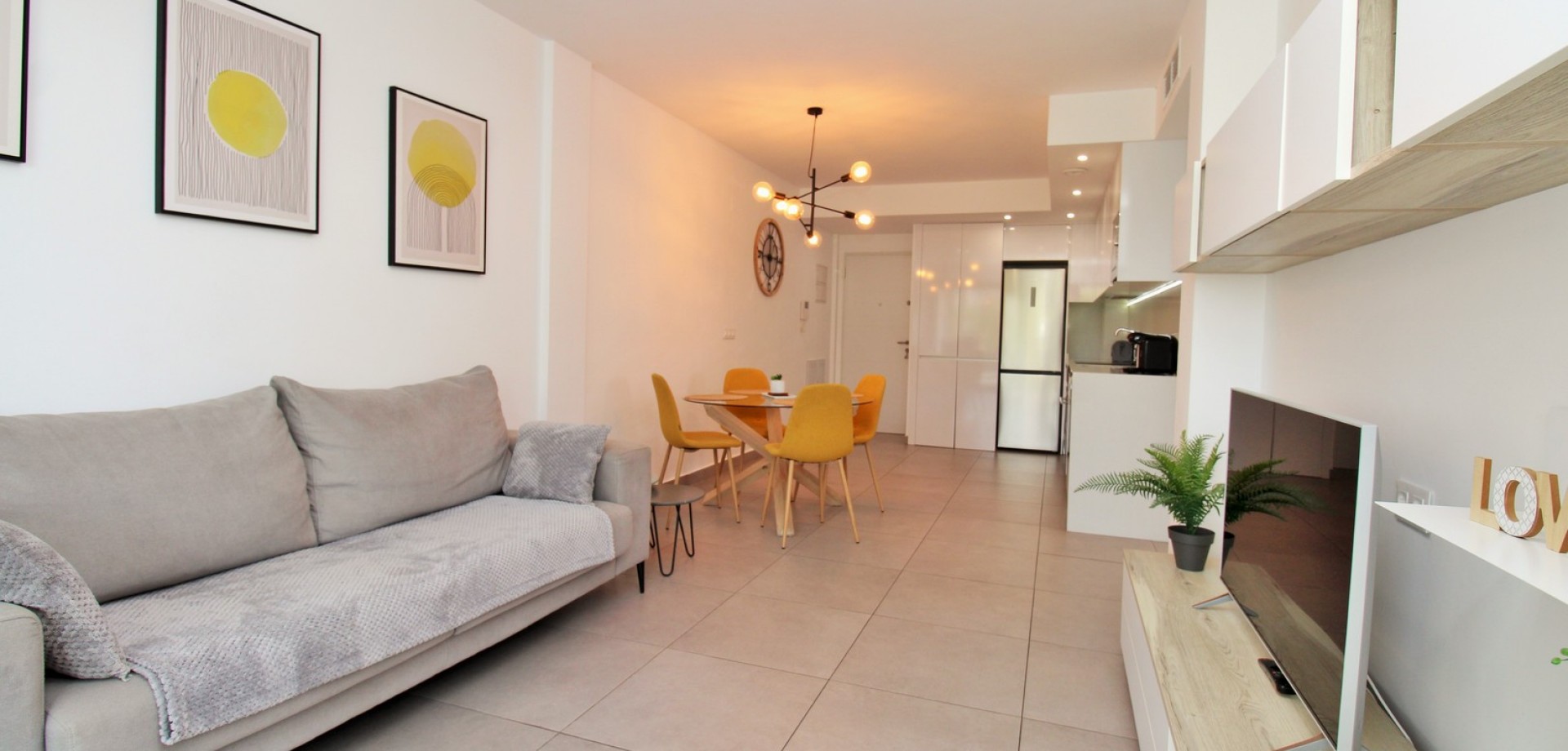 Apartment in Villamartin - Image 4