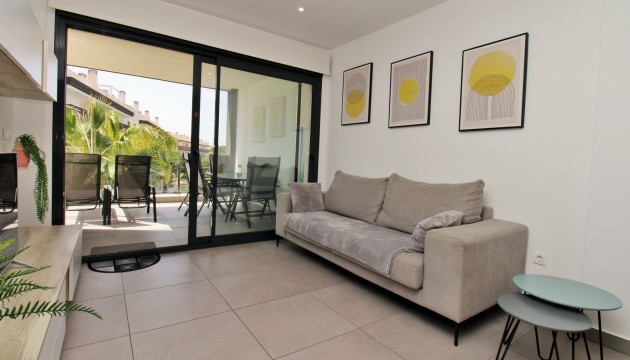 Wiederverkauf - Apartment - Orihuela Costa - Villamartín