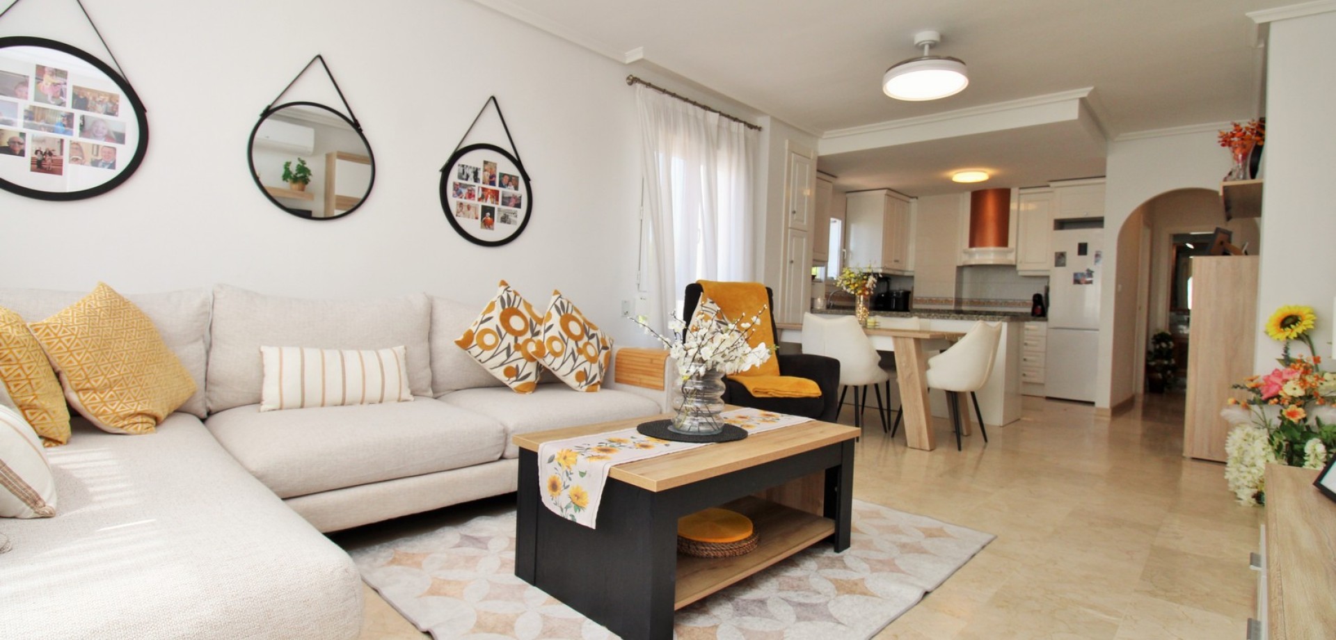 Apartment in Villamartin - Image 4
