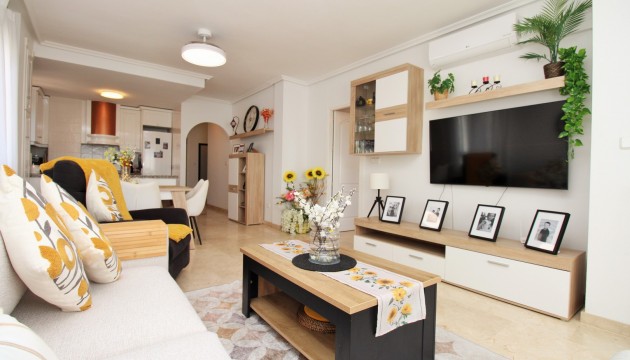 Wiederverkauf - Apartment - Orihuela Costa - Villamartín