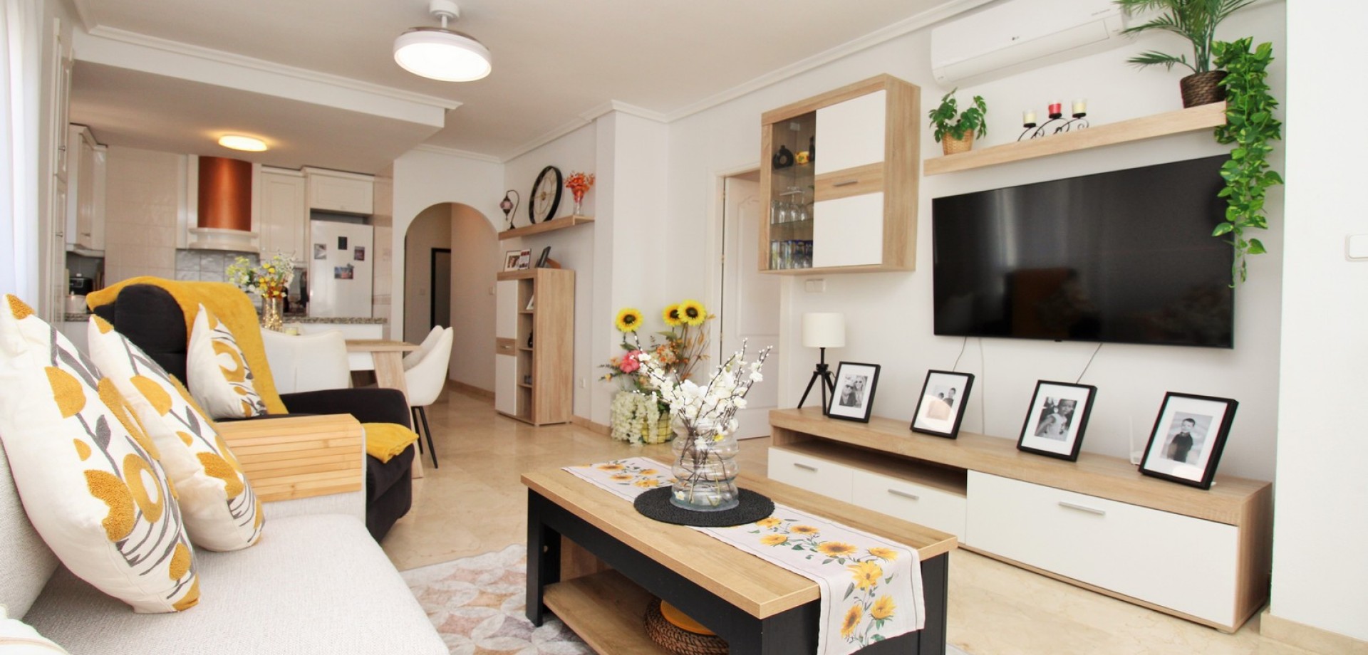 Apartment in Villamartin - Image 5