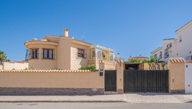 Resale - Detached Villa - Ciudad Quesada