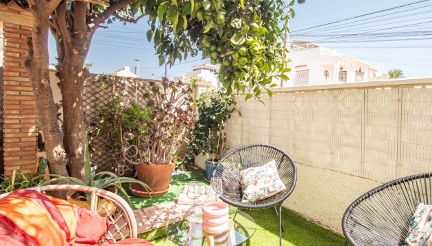 Resale - Bungalow - Torrevieja - Los Frutales