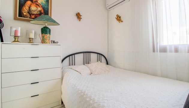 Resale - Bungalow - Torrevieja - Los Frutales