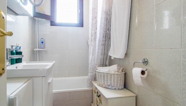 Resale - Bungalow - Torrevieja - Los Frutales